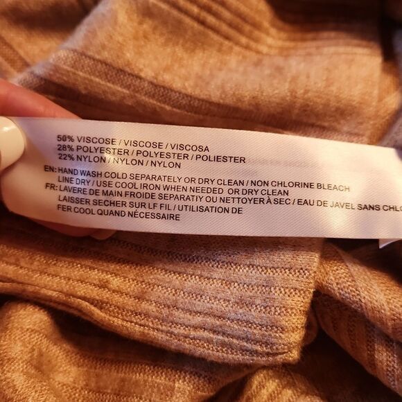 Band Of The Free Ribbed 3/4 Sleeve Mock Neck Lightweight Sweater, Medium, Tan - Picture 7 of 8